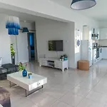 Makenzy Seaview Penthouse Lejlighed Larnaca