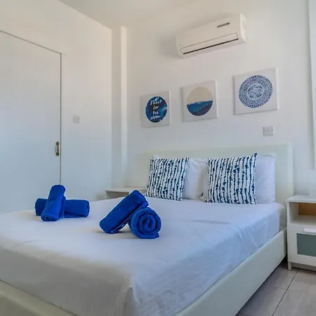 Makenzy Seaview Penthouse *