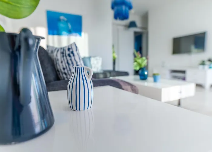 Makenzy Seaview Penthouse *