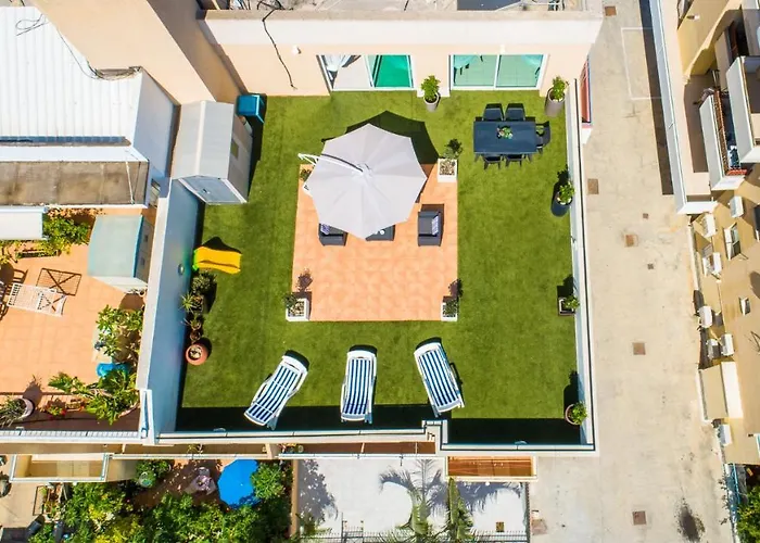 Makenzy Seaview Penthouse *