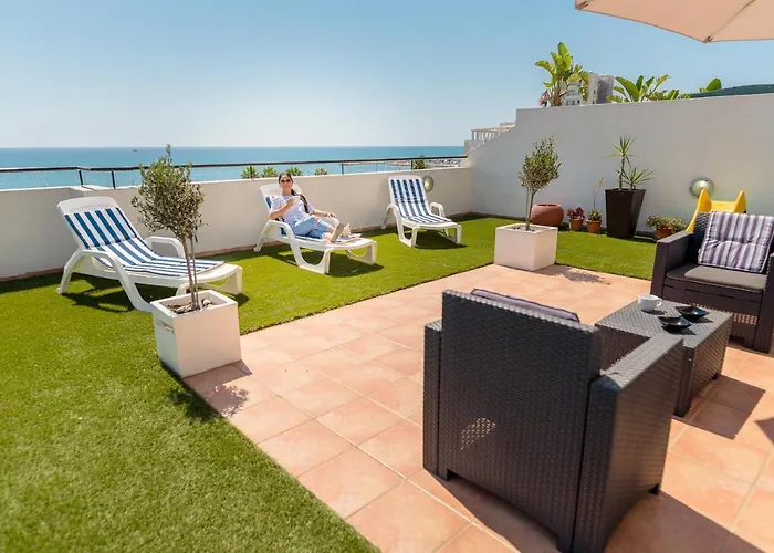 Makenzy Seaview Penthouse דירה