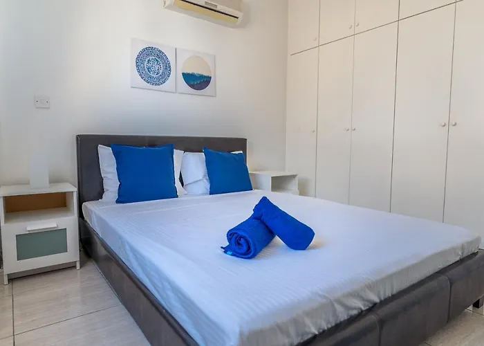 Makenzy Seaview Penthouse