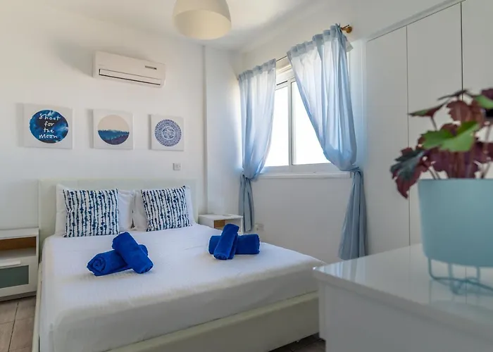 Makenzy Seaview Penthouse